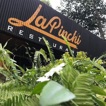 La Pinchi " Pinchi'S Bed " Hotel Gampola Buitenkant foto